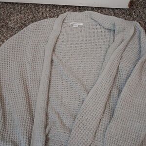 Cozy Light Gray American Eagle Open Front Cardigan Sweater